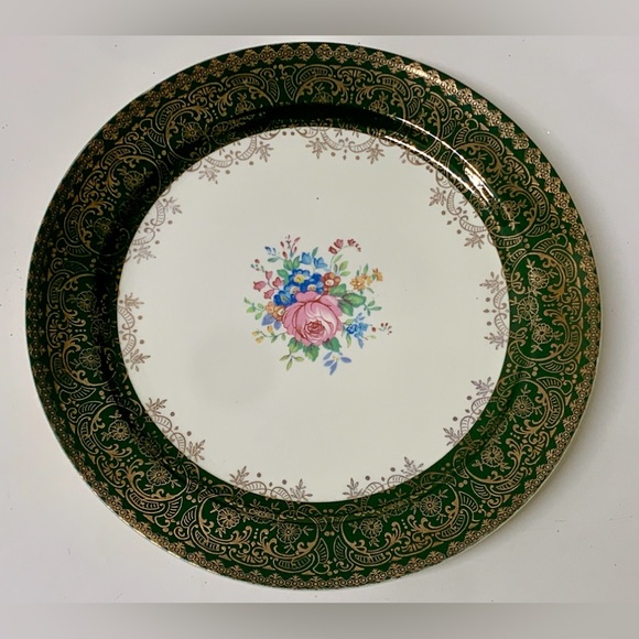 Vintage TAYLOR SMITH USA 22K Gold Trim 10” Dinner Plate 9532 - Picture 3 of 14